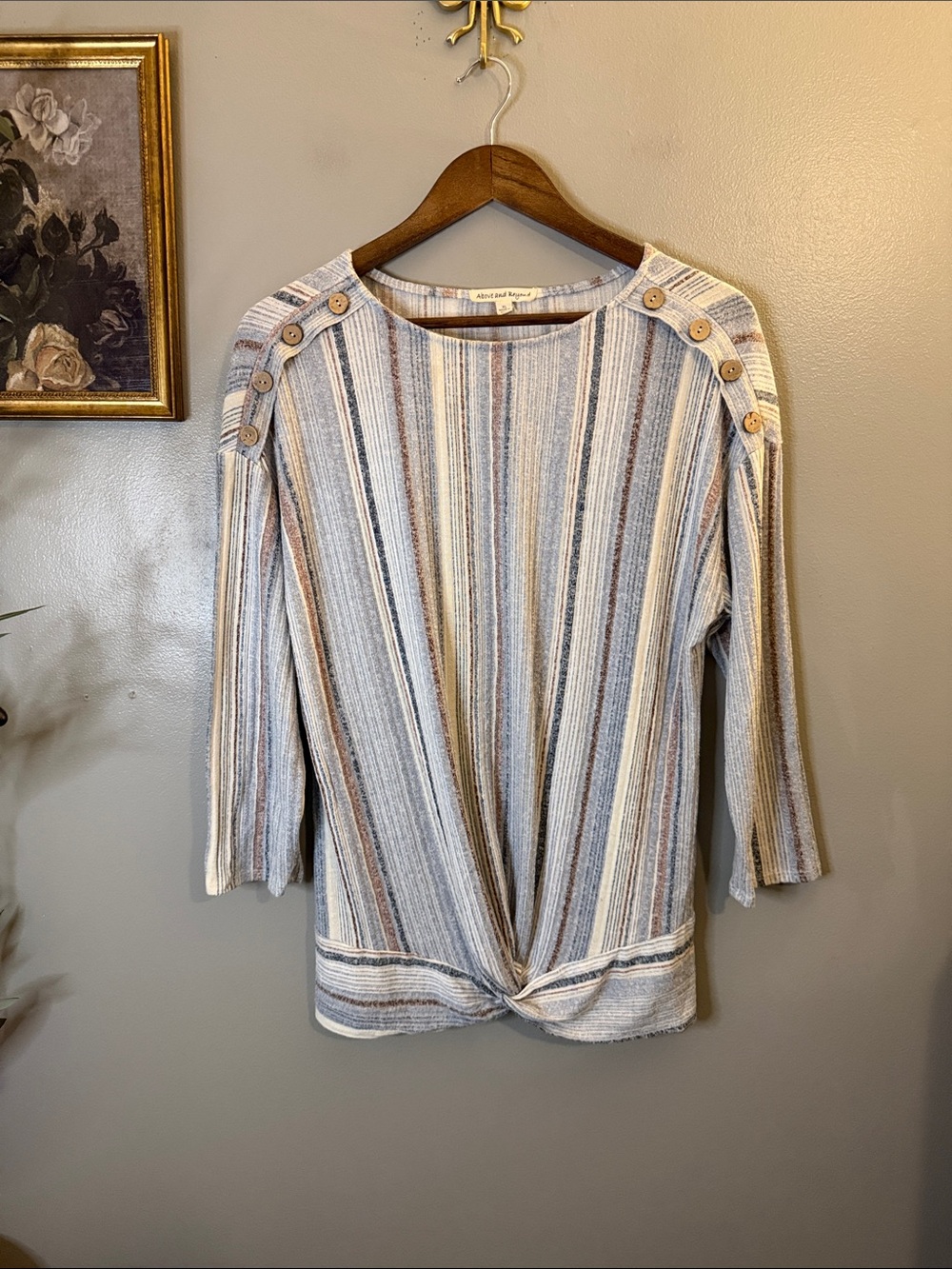 Above and Beyond XL Striped Twist Front Button Shoulder Knit Top - Picture 2 of 6